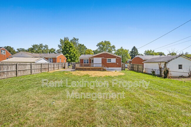 Building Photo - 604 Hi Crest Dr
