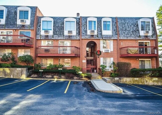 Primary Photo - 55 N Broadway