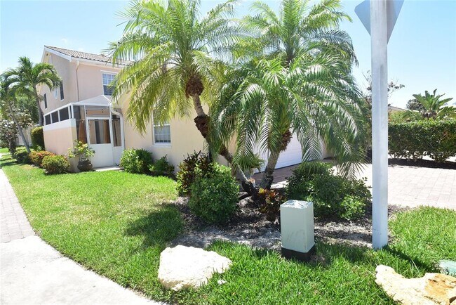 Building Photo - 5397 Davini St