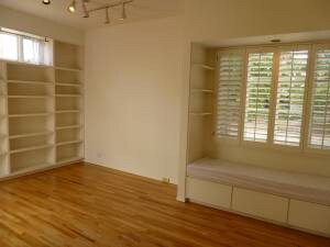 Large Office/Library - 14656 Morrison St