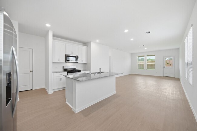 Building Photo - 10731 Sora Dr