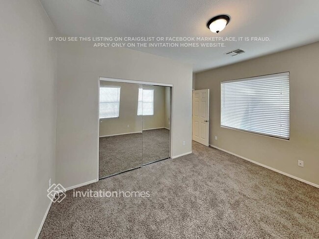 Building Photo - 7558 S Chambery Cove Ct