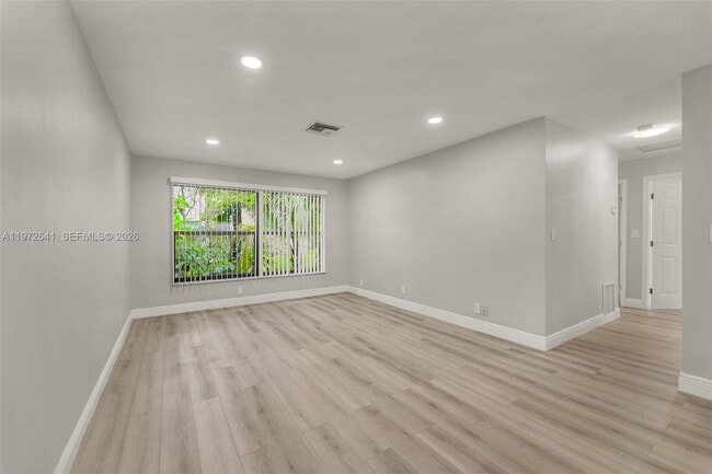 Building Photo - 10375 NW 35th St