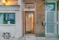 Building Photo - Spacious Apartment with Outdoor space