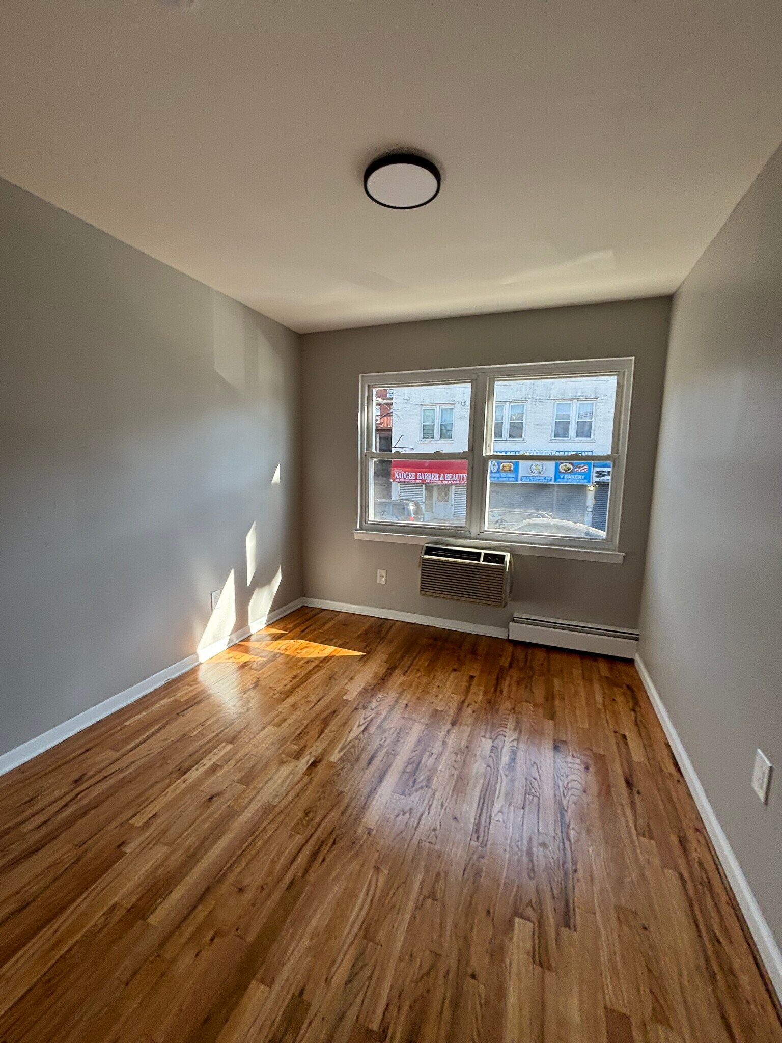 Building Photo - 901 Stuyvesant Ave