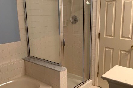 Master Bath - 963 Katie Cir