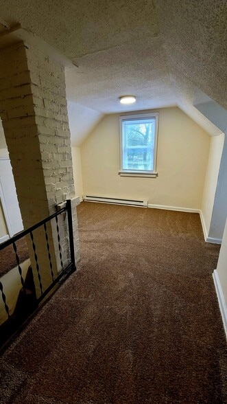 Building Photo - 3501 Meadowbridge Rd