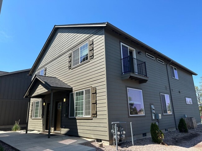 Building Photo - 63159 de Haviland St