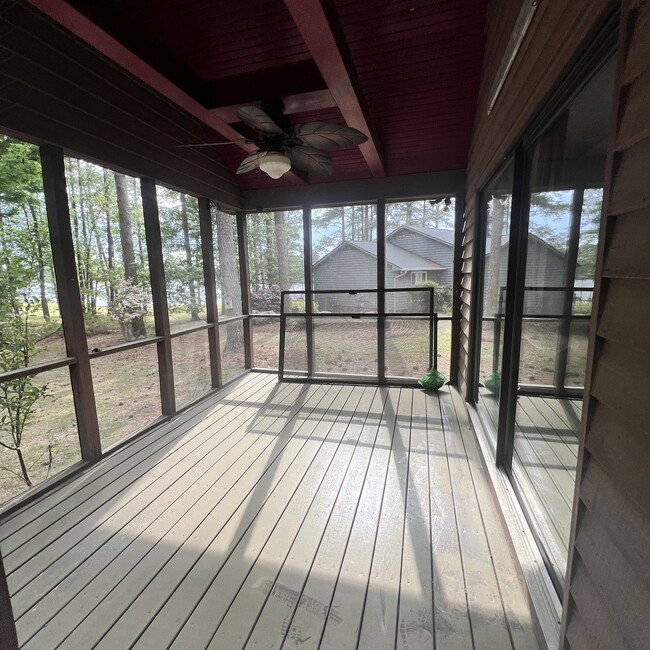 Building Photo - 137 Starboard Bay