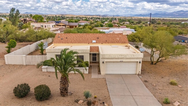 Building Photo - 17422 Flat Rock Dr