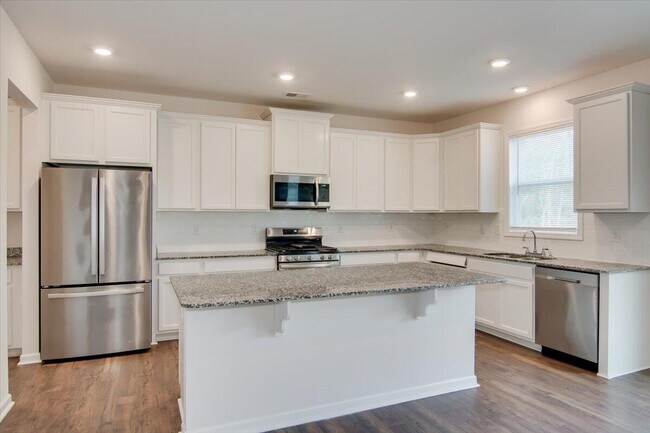 Building Photo - 6242 High Top Ln