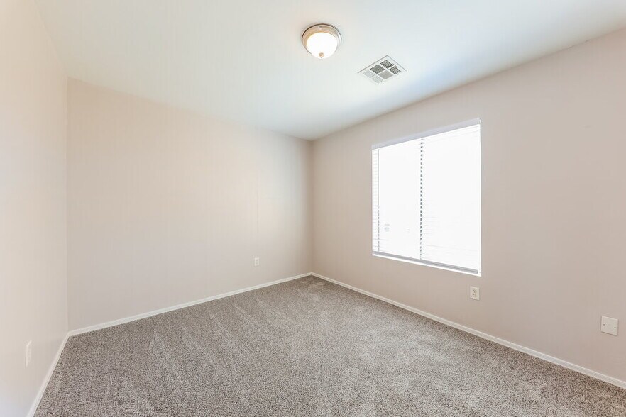 Building Photo - 12179 W Yuma St