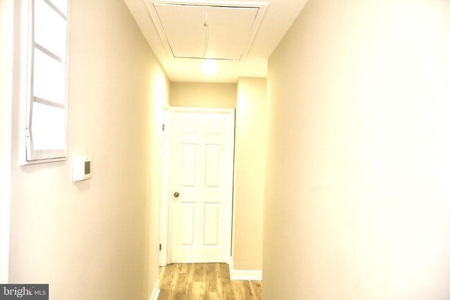 Building Photo - 147 Deacon Rd