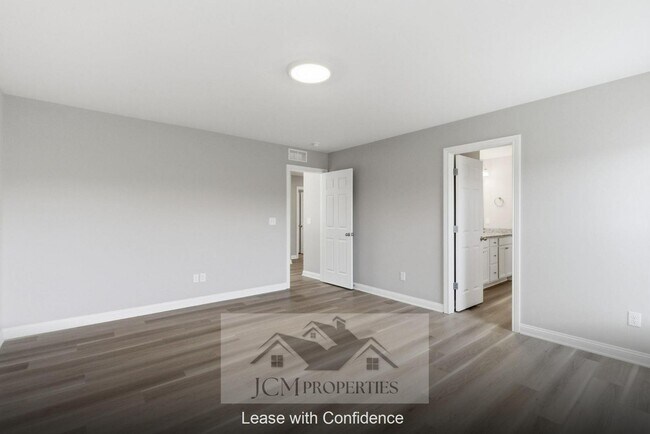 Building Photo - 112 Lambert Fld