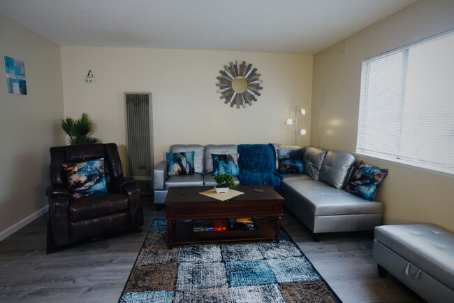 Living Room (fully furnished option) - 3809 Buell St