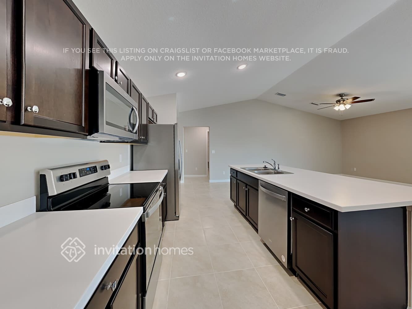 Building Photo - 4392 SW Calah Cir