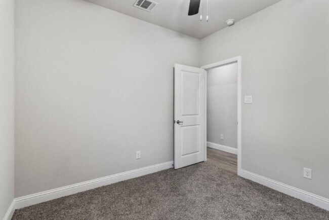 Building Photo - 4804 Dewy Rose Lane, Fort Worth, Texas 76131