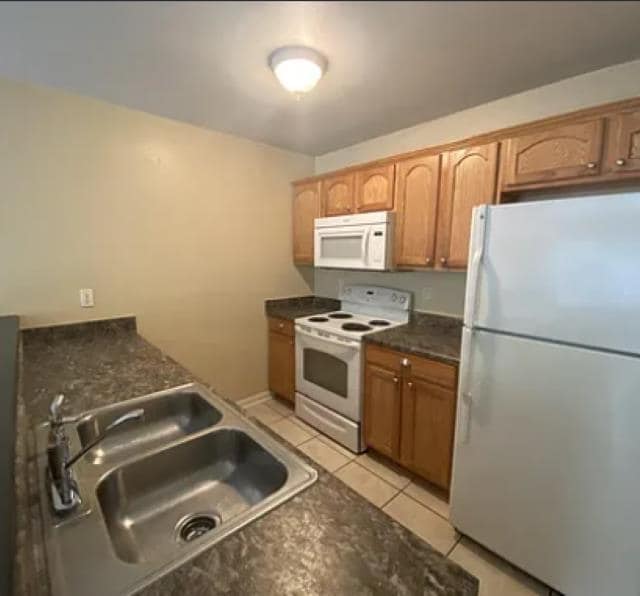 Building Photo - 1558 Devoe St