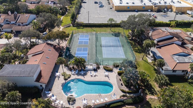 Building Photo - 2001 Parkside Pl