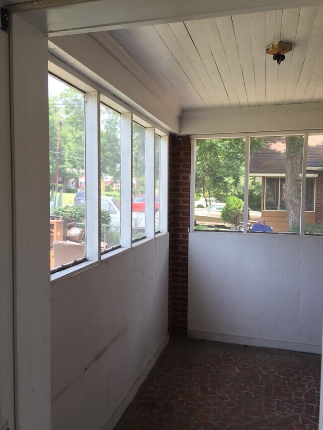 Building Photo - **AVAILABLE NOW**Midtown Columbus, GA 3 Be...