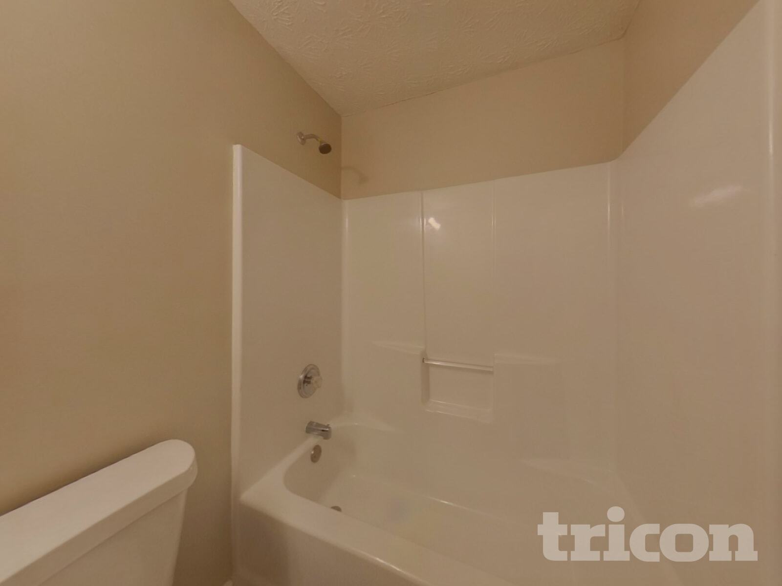 Building Photo - 12513 Lakeside Pkwy