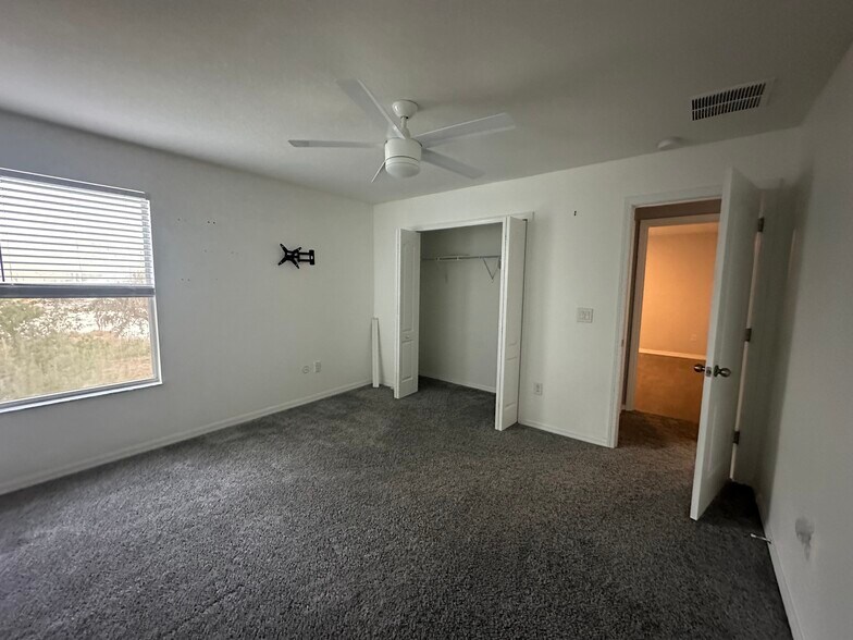 Building Photo - 15613 Mallard Rise Loop