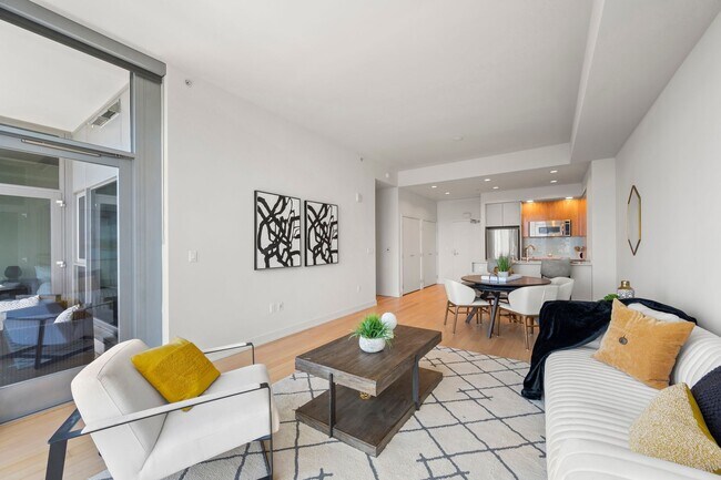 Building Photo - Stunning East Village 2 Bedroom at Alta! 2...