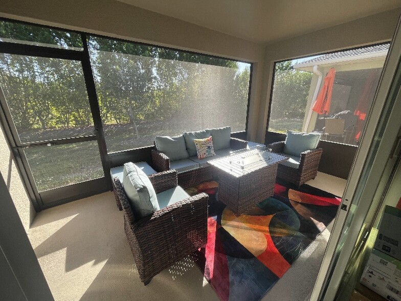 Building Photo - 7249 W Lenox Cir