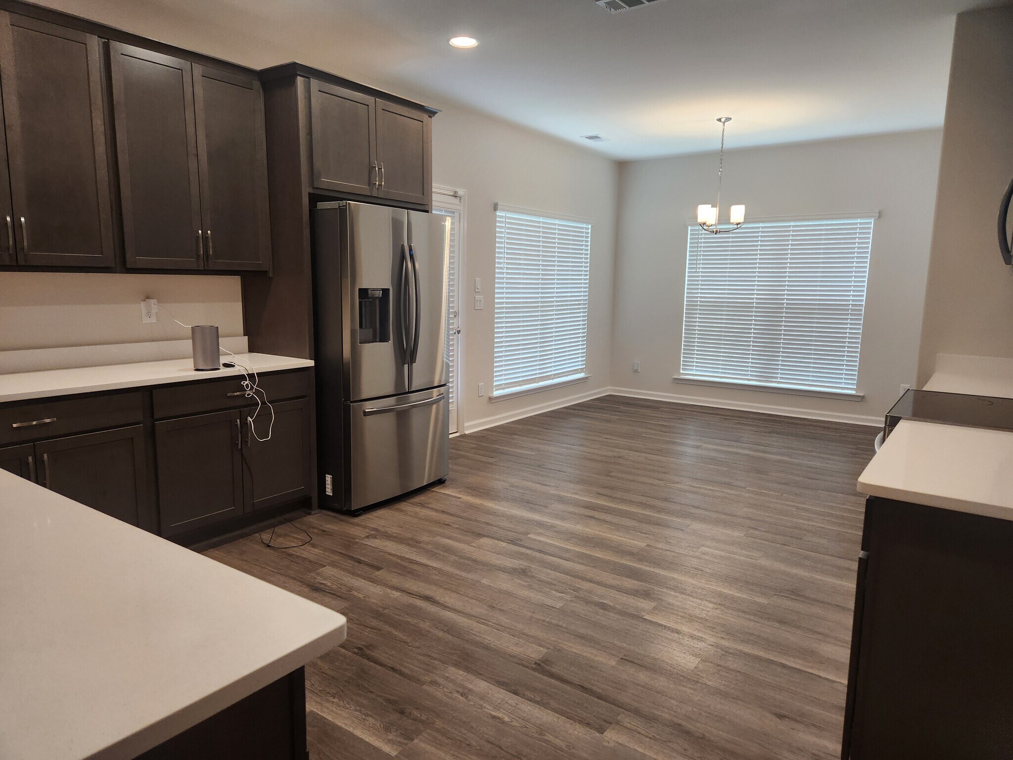 Building Photo - 271 Chestnut Dr