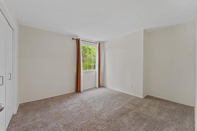 Building Photo - 4007 Ridgebrook Dr