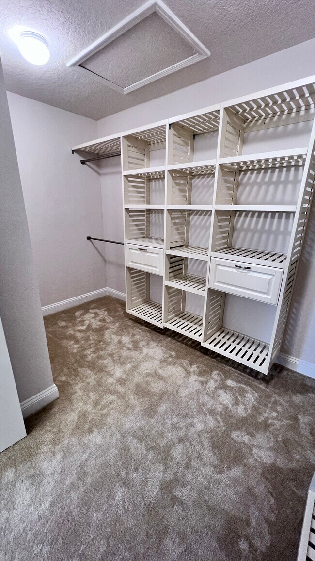 Building Photo - 1841 Cogdill Trace