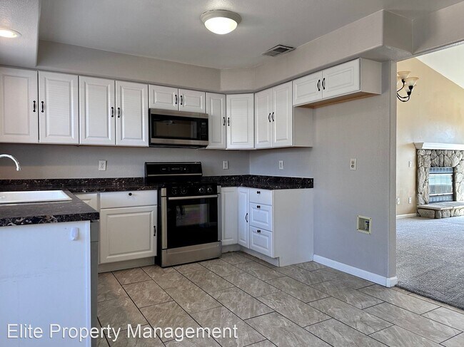 Building Photo - 3 br, 2 bath House - 424 Dewalt Ave