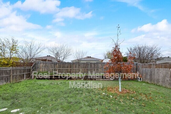 Building Photo - 8008 Cannonwood Dr