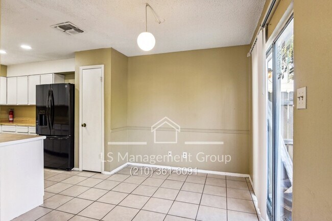Building Photo - 6702 Windsor Hollow Dr