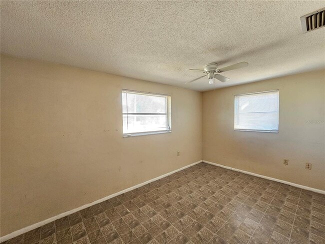 Building Photo - 3048 Coldwell Dr