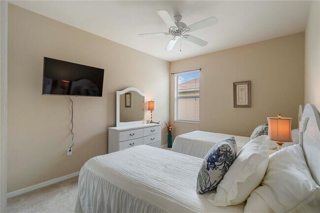 Building Photo - 243 River Enclave Ct