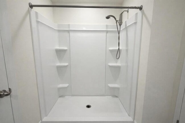 Building Photo - 400 Preston Cv Dr