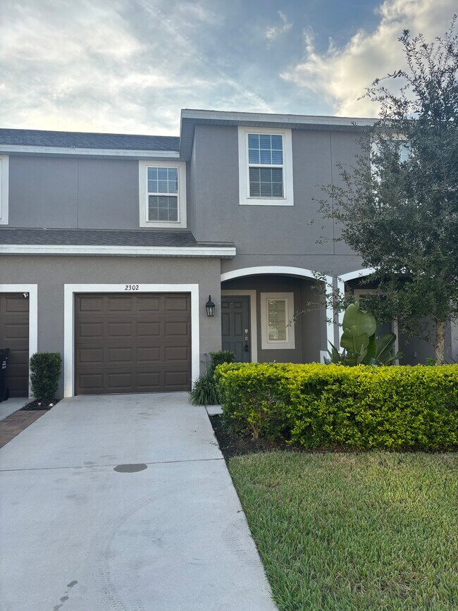 Building Photo - 2302 Alee Ln