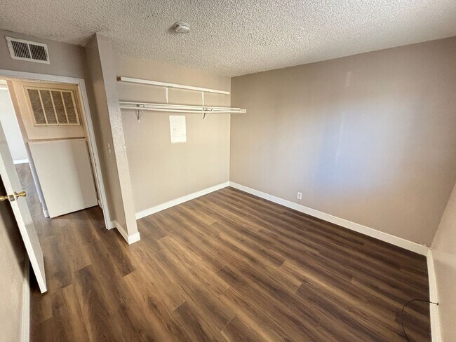 Building Photo - 155 Westminster Way