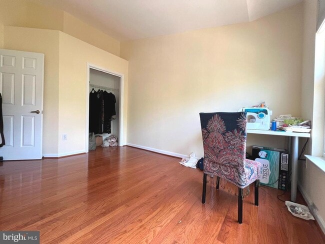 Building Photo - 6030 Helmsman Way