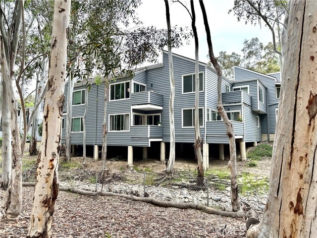 Building Photo - 22321 Vista Verde Dr