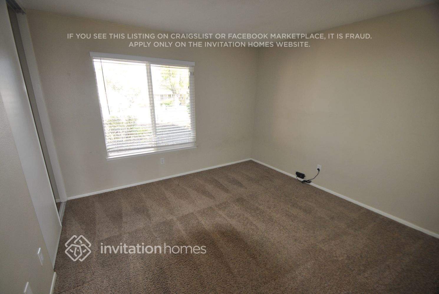 Building Photo - 42705 San Julian Pl
