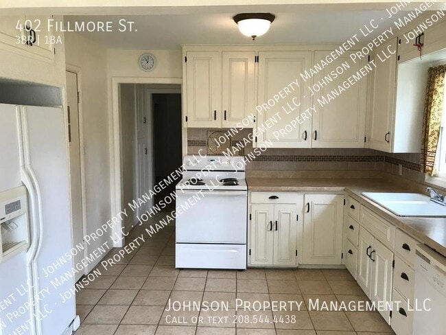 Building Photo - 402 Fillmore St