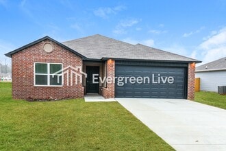 Building Photo - 113 Terrence Dr