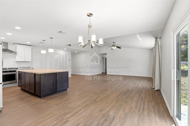 Building Photo - 7326 Wethersfield Dr
