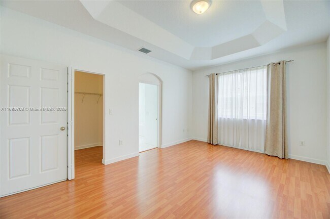 Building Photo - 12842 SW 135th St