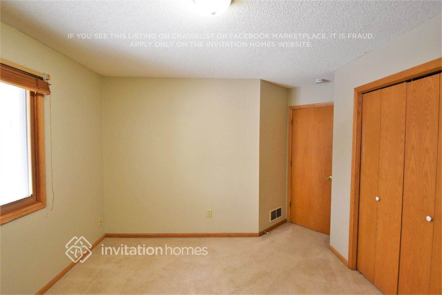 Building Photo - 21020 Floral Bay Dr N