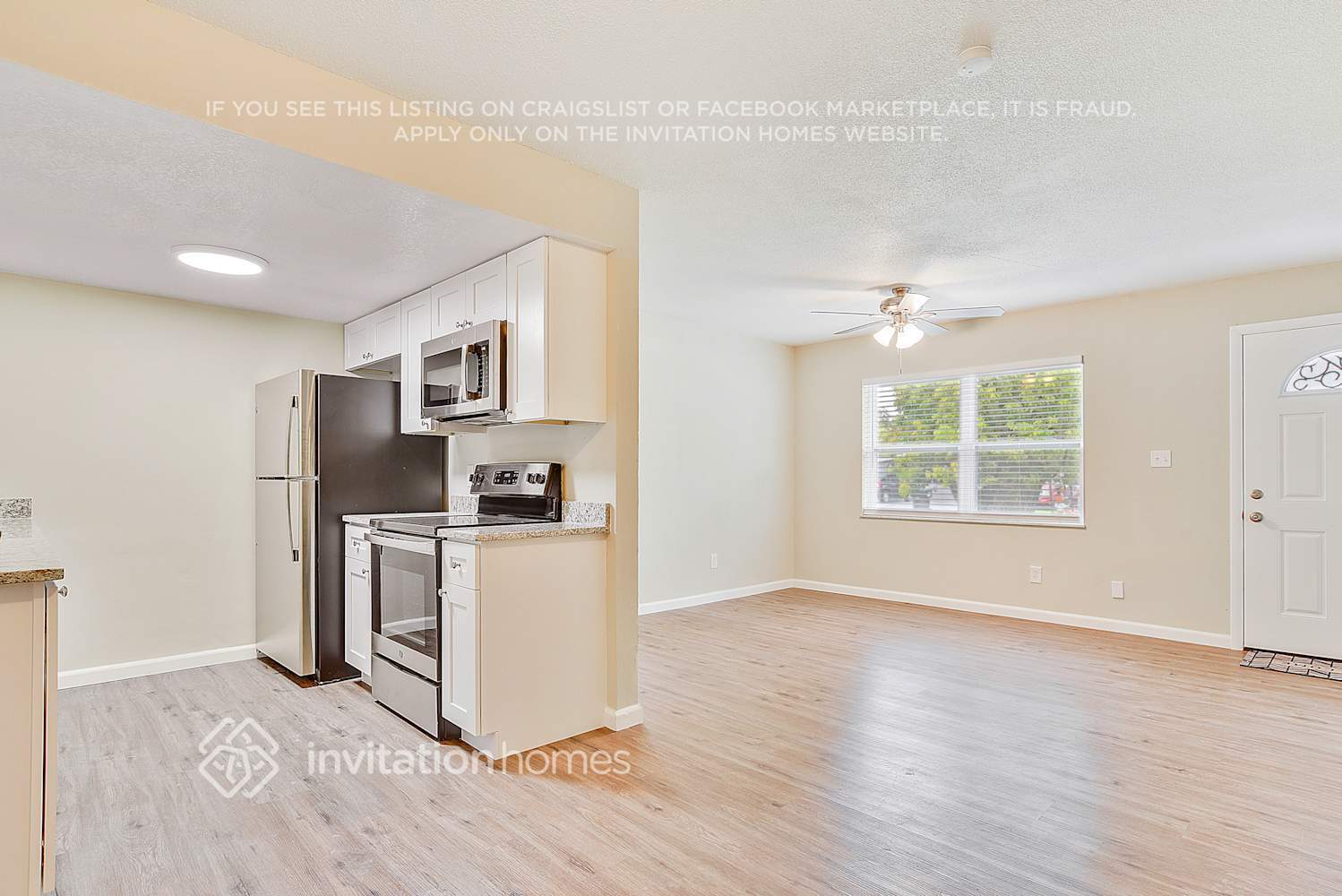 Building Photo - 4033 Castlegate Dr