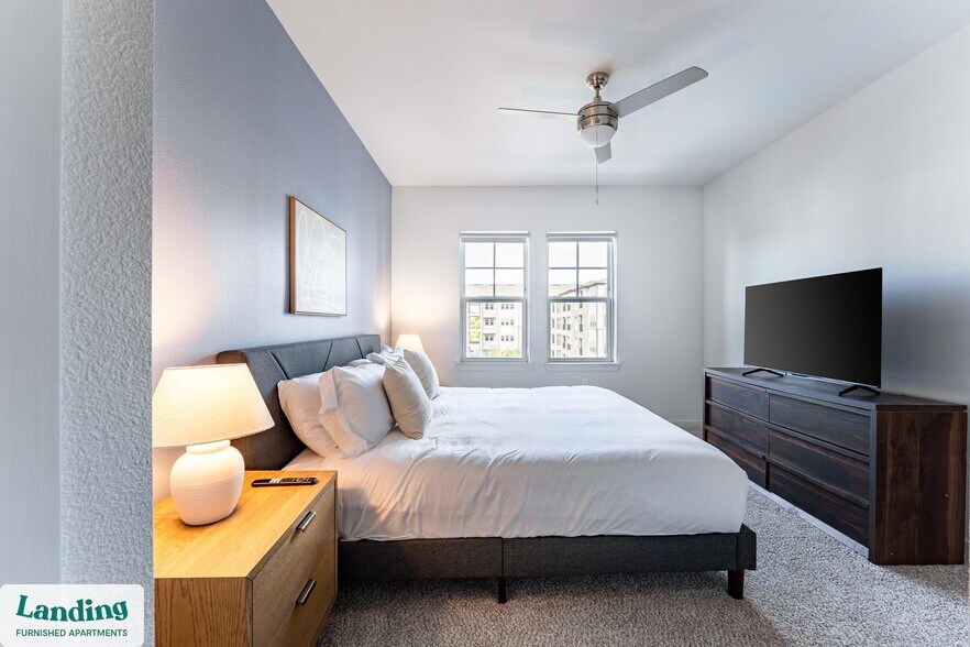 Building Photo - 1225 Utica Dr