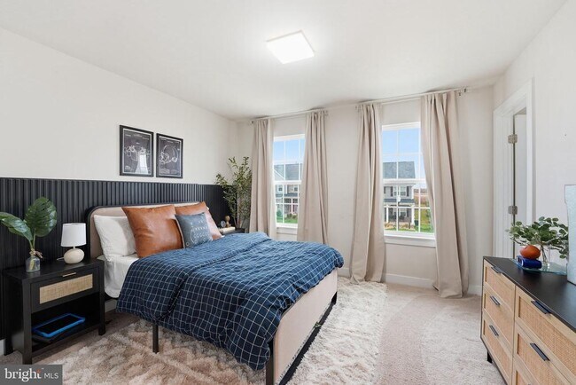 Building Photo - 11190 Wheeler Ridge Dr